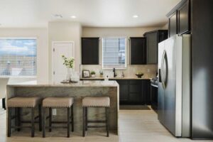 12-web-or-mls-4476-wymont-circle-ne