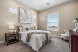 13-web-or-mls-7344-loire-dr-ne