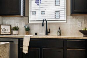 16-web-or-mls-4476-wymont-circle-ne