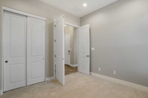 9-web-or-mls-7013-ava-ct