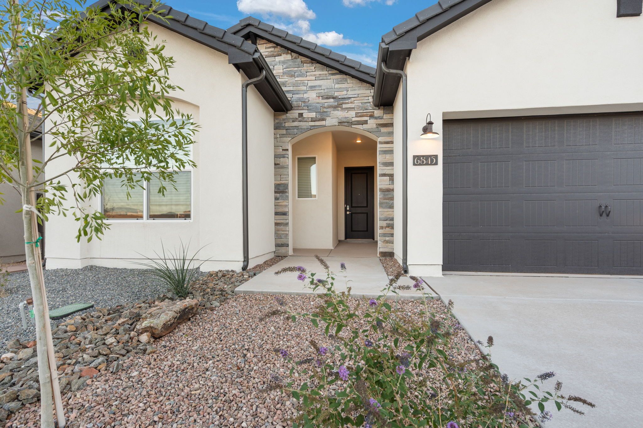 Featured image for “Why Amreston Is a Smart Choice for Santa Fe Workers Looking for Affordable Homes”